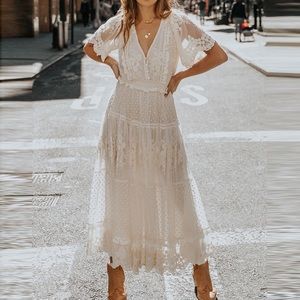 Spell and the Gypsy Dawn Lace gown size S